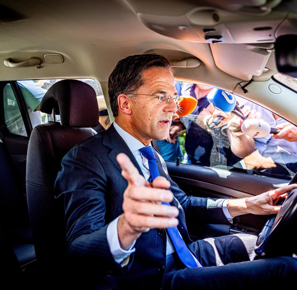 THE HAGUE, NETHERLANDS - JULY 8: Dutch Prime Minister Mark Rutte leaves from Huis ten Bosch Palace after he offered his resignation to King Willem-Alexander on July 8, 2023 in The Hague, Netherlands.  (Photo by Patrick van Katwijk/Getty Images)