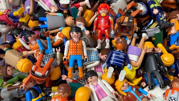Playmobil has to look for a new boss
