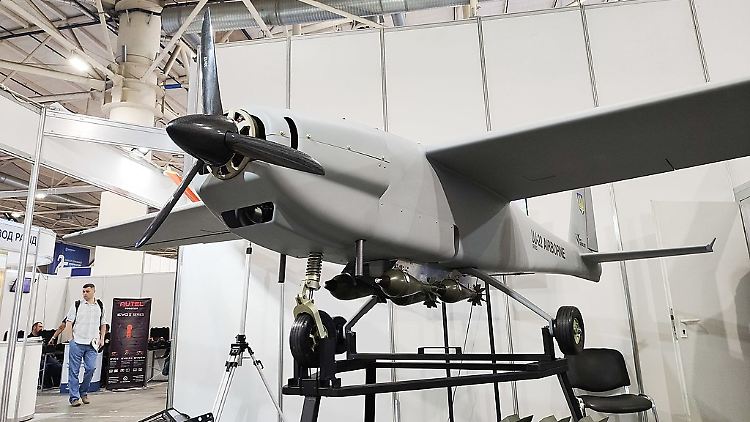A Ukrjet UJ-22 Airborn may have served as a model for Ukraine's new long-range drone.