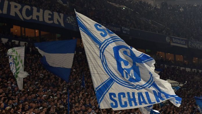 There is “panic fear” at former giant Schalke
