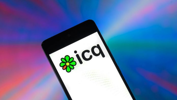 ICQ is finally offline - Messenger goes offline
