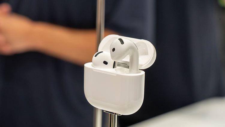 Airpods with ANC are now also available for 200 euros.