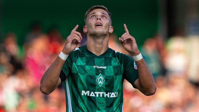 Bremen's triple Keke Topp makes a dream debut in the cup
