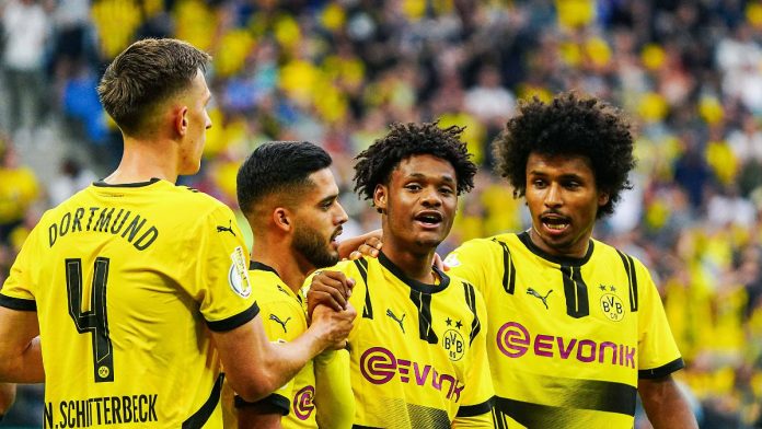 Kiel averts a catastrophic start, BVB has plenty of aluminum trouble
